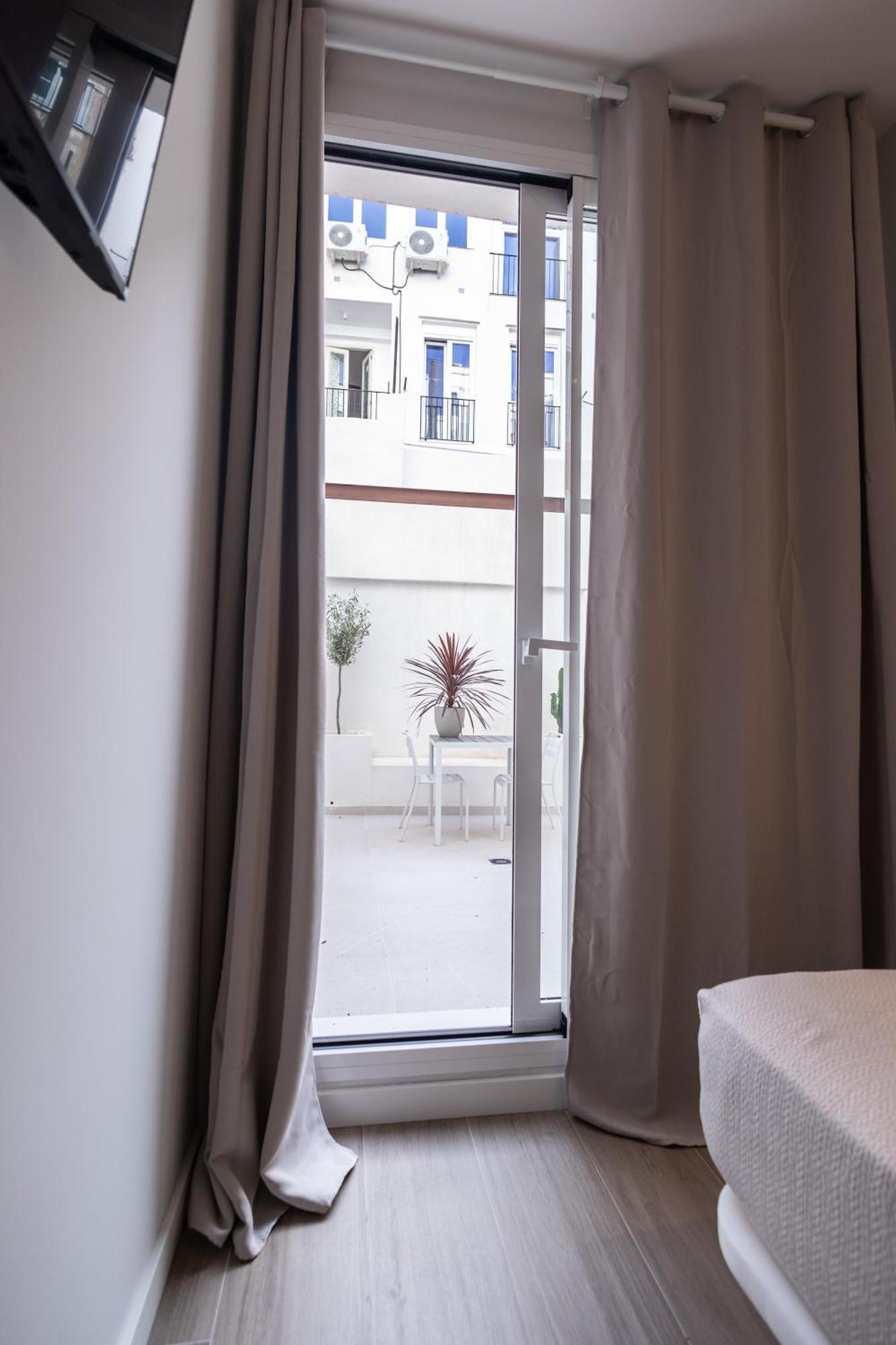 Yard Patraix By Concept Flats Hotel Valencia Luaran gambar